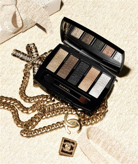 chanel christmas 2024|chanel holiday 2024 makeup collection.